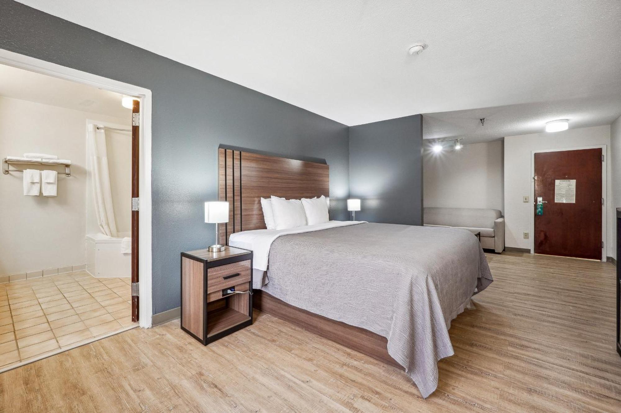 Quality Inn & Suites Досонвілль Екстер'єр фото